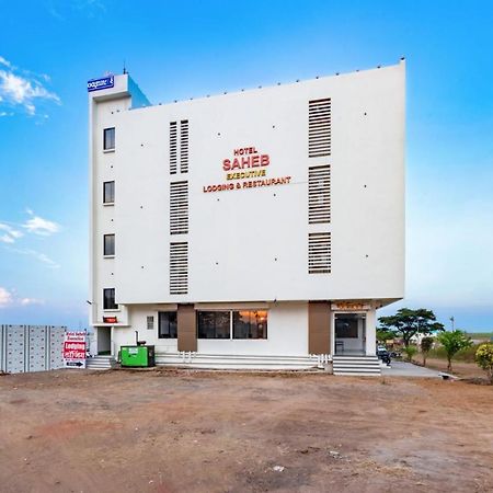 Hotel Saheb 콜라푸르 외부 사진